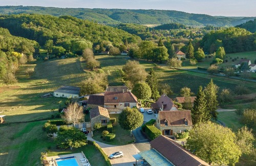 Vitrac House | Gîte "Le Soleil" with heated swimming pool, near Sarlat