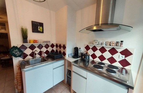 Vals-les-Bains Apartment | Gite Les Violettes