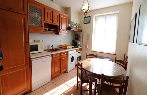 Pleaux Cottage | Gite Pleaux, 2 bedrooms, 5 persons
