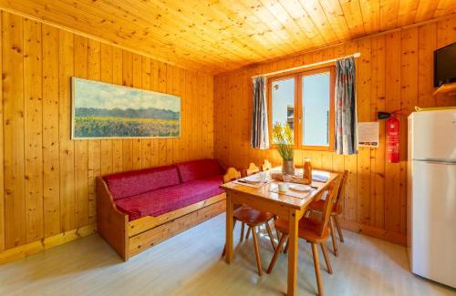 Mirabel-aux-Baronnies Ski Chalet | Gite Romarin