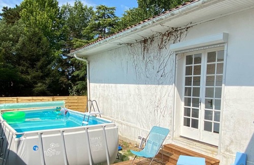 Saint-Andre-de-Seignanx House | Gite Saint-André-de-Seignanx, 4 bedrooms, 9 persons