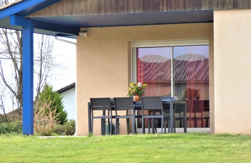 Saint-Jean-de-Marsacq House | Gite Saint-Jean-de-Marsacq, 2 bedrooms, 5 persons