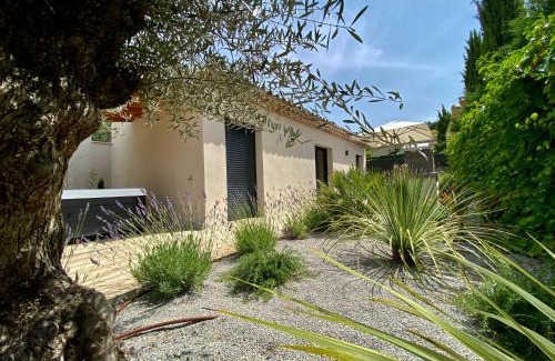 Vaison-la-Romaine House | Gite Saint Christophe