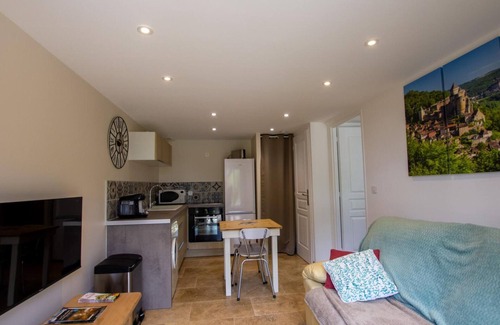 Saint-Andre-dAllas Cottage | Gite Saint-André-d'Allas, 1 bedroom, 2 persons