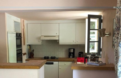 Coly Cottage | Gite Terrasson-Lavilledieu, 3 bedrooms, 6 persons