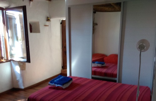Saint-Jeannet Cottage | Gite the Azur. apartment heart of the village with panoramic view to the sea