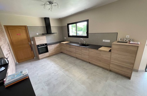 Locmaria-Grand-Champ Cottage | GITE VILLA 13 PEOPLE 10 min from Vannes