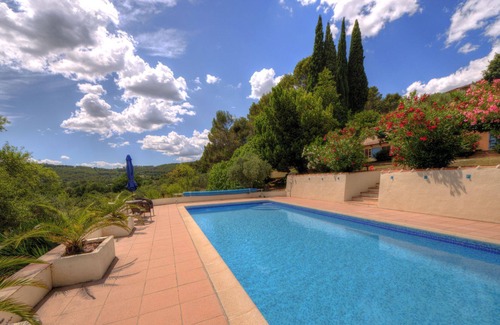 Salernes Cottage | Gites of the hill of Sollies: BAMBOO