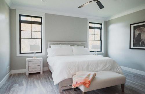 Williamsburg House | Giuliana Rose Farmhouse - On Traverse City vineyard