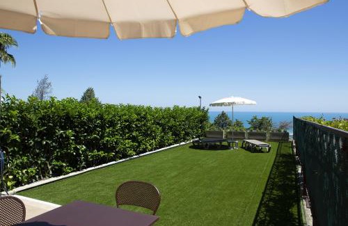 Marina di Vasto House | Giuvra Garden House