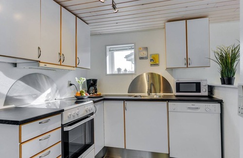 Diernæs House | "Gjurgja" - 100m from the sea by Interhome