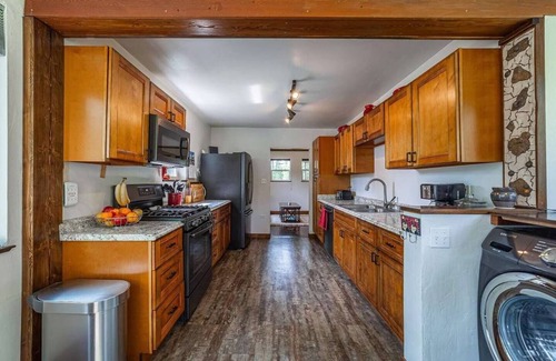 Coram Other | Glacier Homestead
