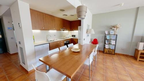 El Perello House | Gladiolus