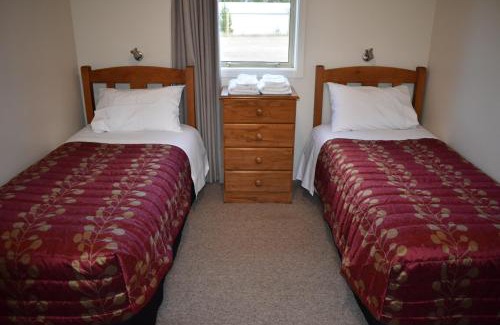 Twizel House | Gladstone Cottage