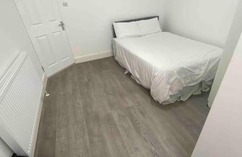 Jubilee Apartment | Gladys’ Apartment