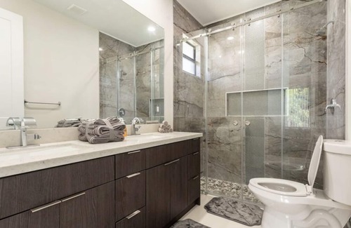 West Palm Beach House | Glamorous 3 bedroom