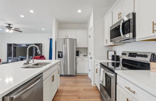 Highlands - Perkins House | Glamorous home close to LSU