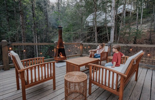 Cherry Log House | Glamp Blue Ridge - Dome 3, Tara Cotta. Escape to a dome on the falls