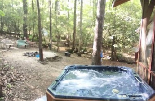 Helen RV Rental | Glamping at it's finest, near Helen. Special! Book 2 nights, get a free night!