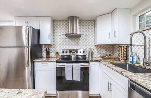 Welby House | Glamping Getaway: Hot Tub, Fenced Yard, Sleeps 10