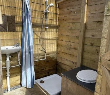 Llanybri House | Glamping Pod - Sleeps 4 - Pets - Parking
