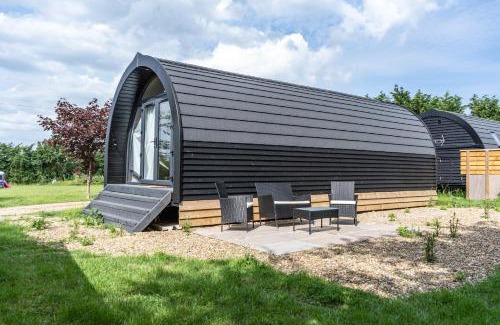 Cratfield House | Glamping Pod Two - Holly Tree Barns