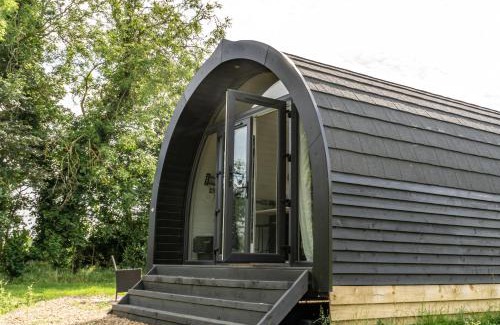 Cratfield House | Glamping Pod Two - Holly Tree Barns