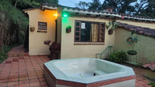 San Francisco Bed & Breakfast | GLAMPING Y CABAÑAS Travel Experiences Agencia de Turísmo