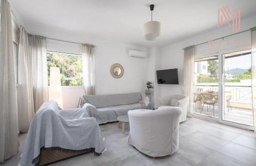 Pefkochori Apartment | Glarokavos Escape Villa, Nilie Hospitality MGMT