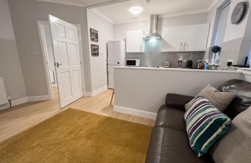 East End Apartment | Glasgow 2 Bedroom Apartment