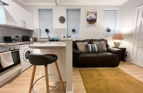 East End Apartment | Glasgow 2 Bedroom Apartment