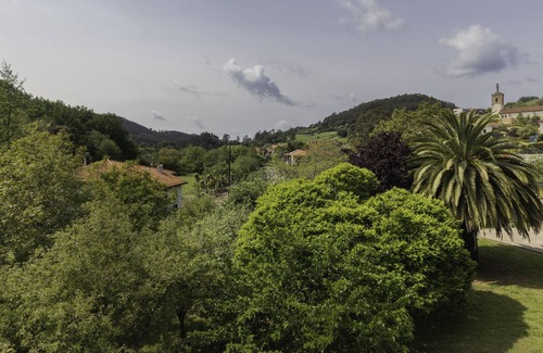 Ibarranguelua Apartment | GLASSHOUSE TERRACE