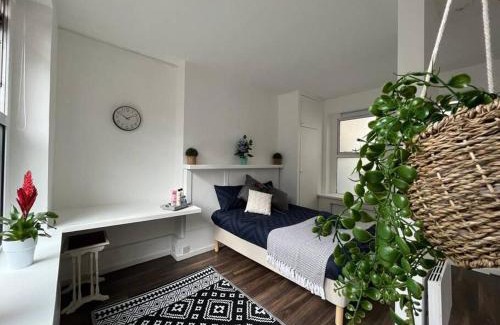 Barbican Apartment | Glasshouse yard studio's F1
