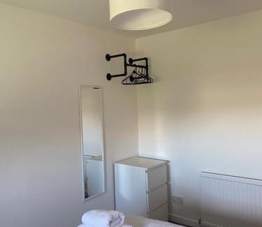 Inverkeithing Apartment | Glen Cannich - Top Location, 2BR Accessible apt