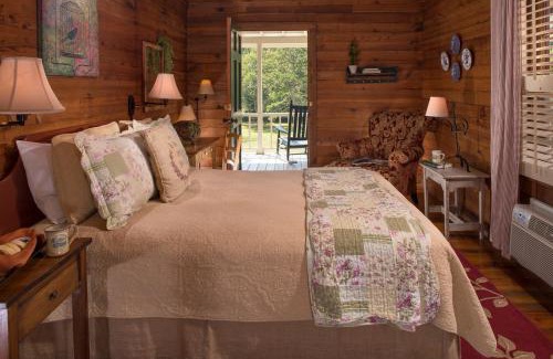 Clarkesville Hotel | Glen-Ella Springs Hotel & Restaurant