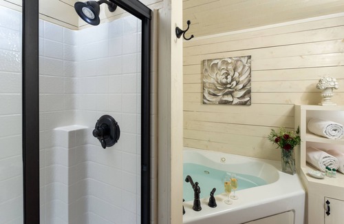 Clarkesville Hotel | Glen-Ella Springs Hotel & Restaurant