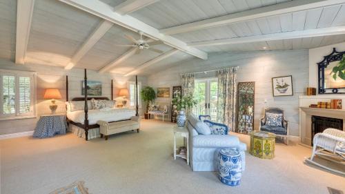 Glen Ellen House | Glen Ellen Escape 5BR Retreat w Pool Hot Tub Hammocks Vineyard Views