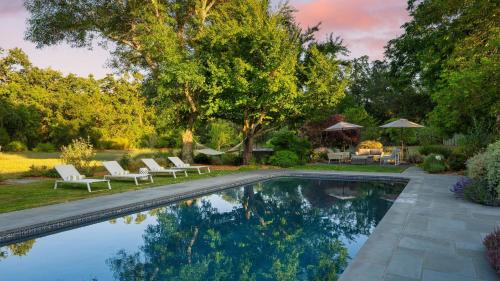 Glen Ellen House | Glen Ellen Escape 5BR Retreat w Pool Hot Tub Hammocks Vineyard Views