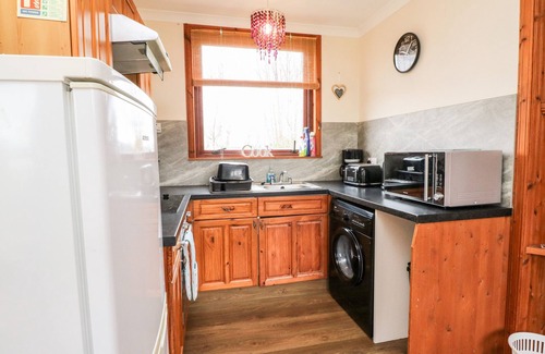 Fort William Cottage | GLEN PEAN, family friendly, with a garden in Fort William