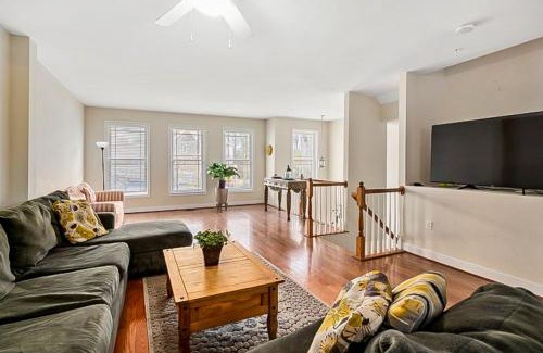 Glen Riddle House | Glen Riddle Pleasant Colony 104
