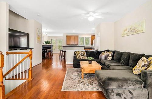 Glen Riddle House | Glen Riddle Pleasant Colony 104