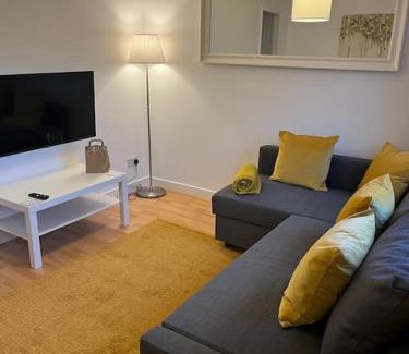 Pitcorthie Apartment | Glenbervie - Beautifully refurbished, self-contained apartment