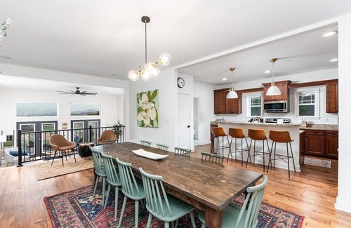 Afton House | Glenbrae: Afton Retreat w/Mountain Views off 151