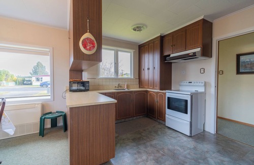 Te Anau House | Glenfiddich Lodge - Te Anau Holiday Home