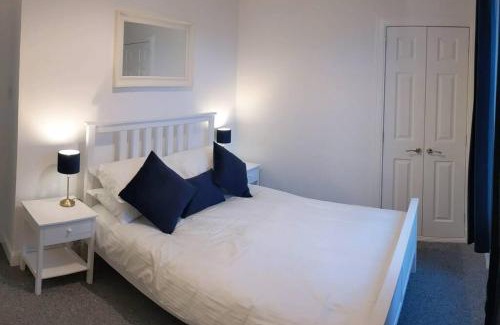 Dunfermline Apartment | Glenfinnan - Two Bedroom Apartment