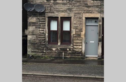 Dunfermline Apartment | Glenfinnan - Two Bedroom Apartment