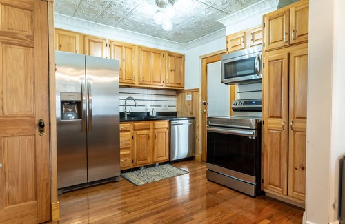 Queensbury House | Glens Falls Boutique Stay, near skiing, Lake George, Saratoga, Pool!
