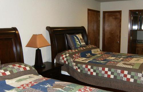 Glenwood Cabin | Glenwood Country Club