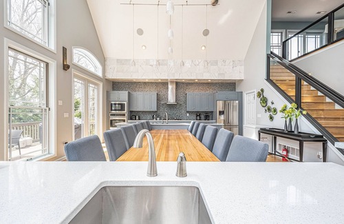 Waterfront Greens House | Glenwood Cove | Lake Access + High End Finishes