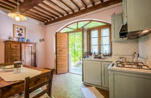 Montalcino House | Glicine Apartment Podere Giardino